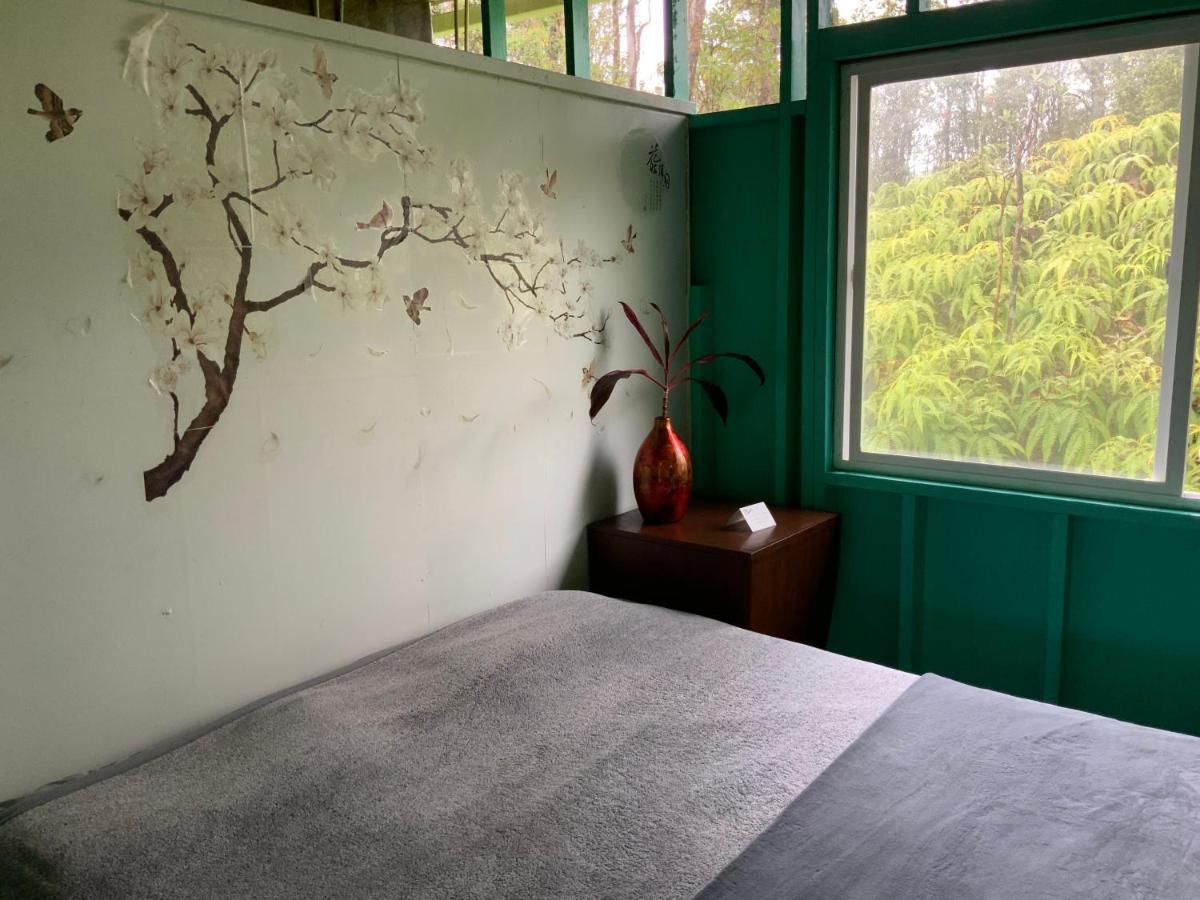 Simple Rustic Studio Deluxe Bed In Tropical Fruits Garden Hotell Mountain View Exteriör bild