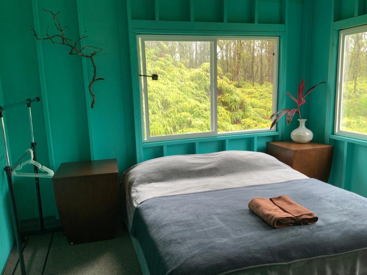 Simple Rustic Studio Deluxe Bed In Tropical Fruits Garden Hotell Mountain View Exteriör bild