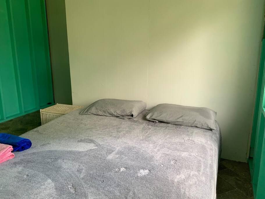 Simple Rustic Studio Deluxe Bed In Tropical Fruits Garden Hotell Mountain View Exteriör bild